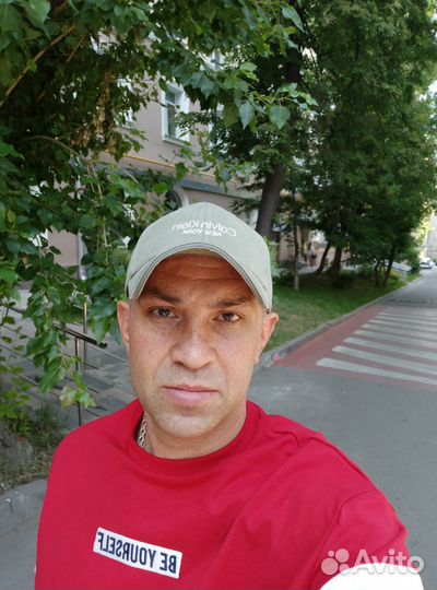Обивщик, обойщик, обстрельщик мягкой мебели