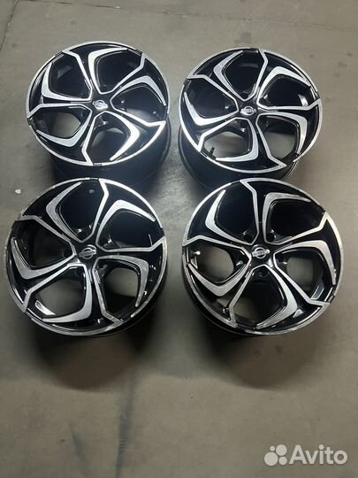 Диски R17 на японца 5/114.3