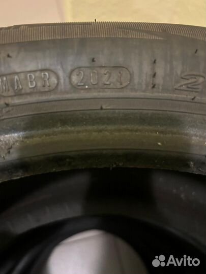 Roadstone Winguard Sport 215/50 R17