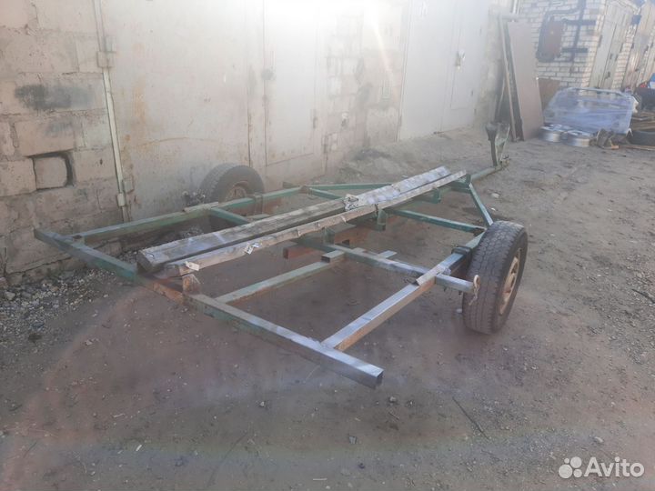 Лодочный прицеп