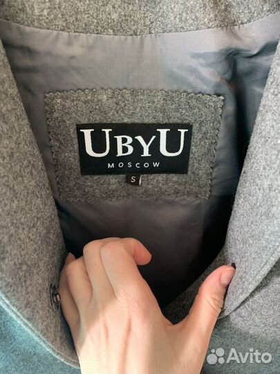 Пальто жакет короткий с чернобуркой Ubyu