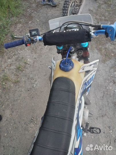 Мотоцикл кроссовый питбайк motoland apex 125