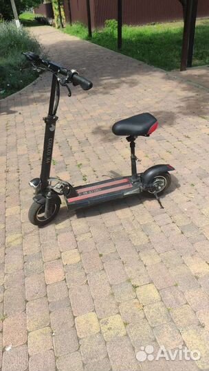Самокат взрослый электрический бу Coolco M4