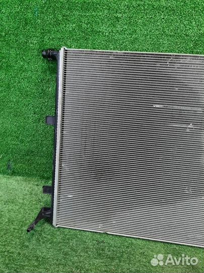 Б/У Б/У Радиатор охлаждения Mercedes S W223