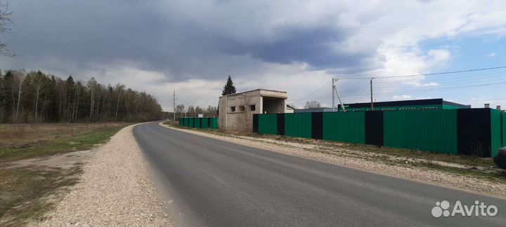 Сдам в аренду земельный участок с весовой. Ангары