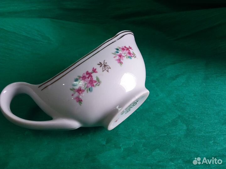 Соусник сливочник молочник Дулево