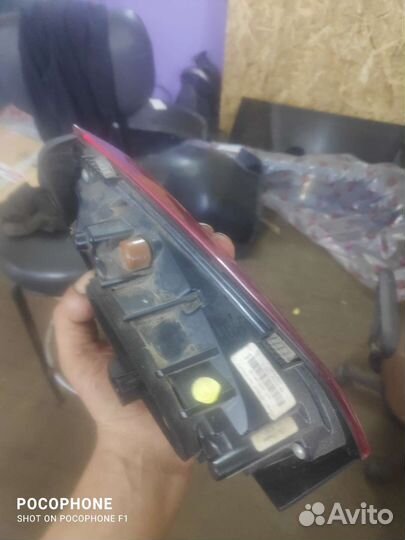 Фонарь крышки багажника Skoda rapid