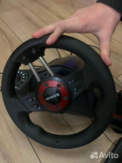 Игровой руль defender