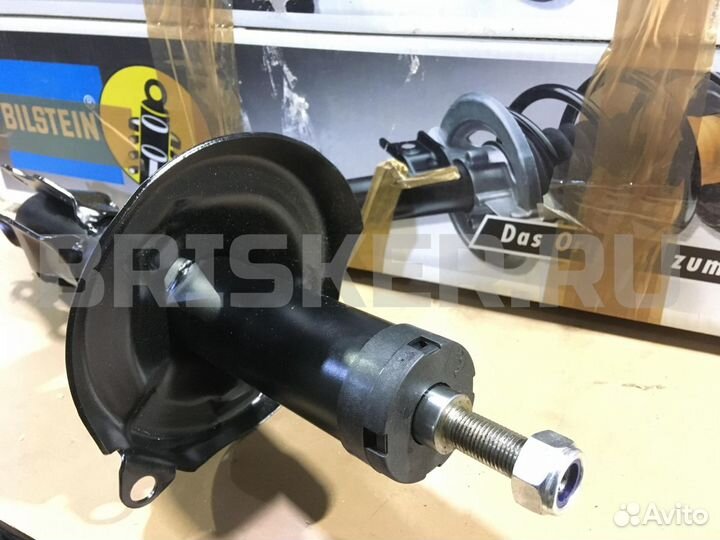 Амортизатор передний Фольксваген Гольф 3