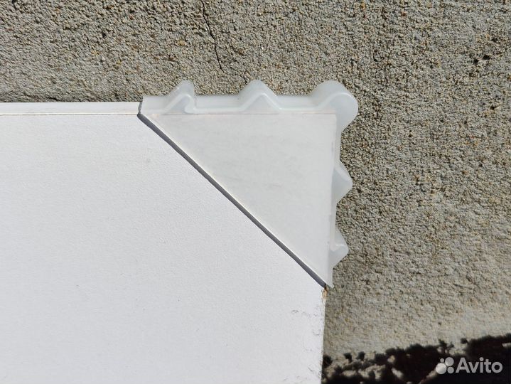 Пластиковые уголки для защиты стекла, мдф, лдсп