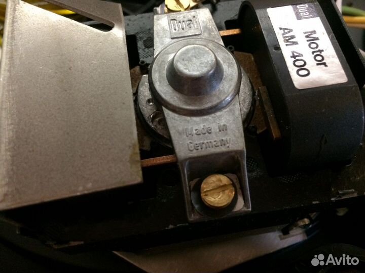 Роликовый проигрыватель винила Dual 1225 (Германия