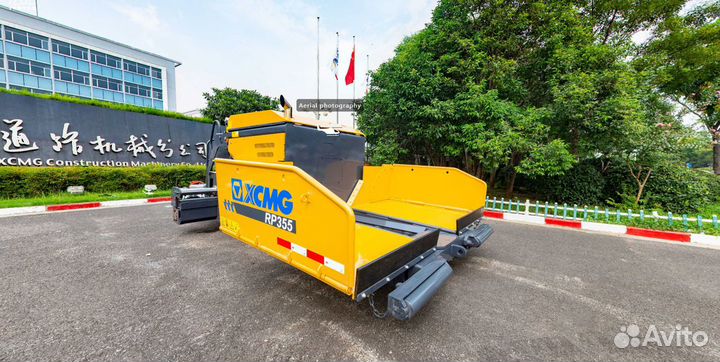 Асфальтобетоноукладчик XCMG RP355, 2022
