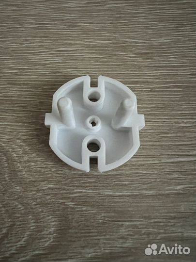 Заглушка для розетки от детей