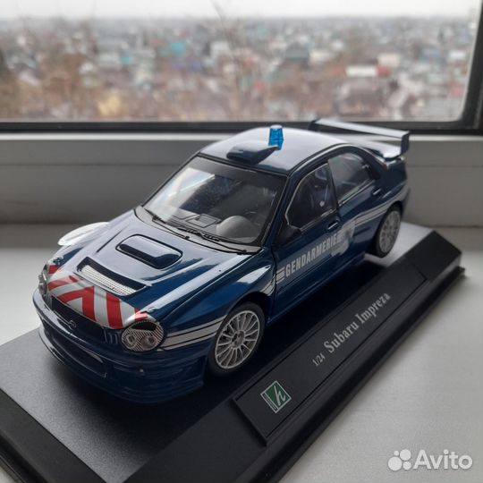 Модель 1/24 Subaru impreza cararama