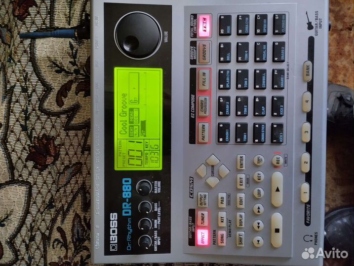 Драм машина Boss dr880