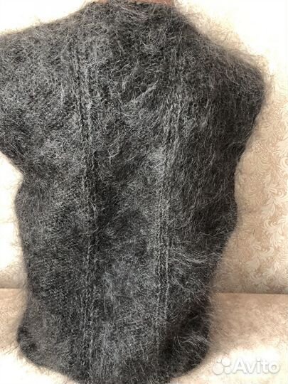 Жилет пуховый женский