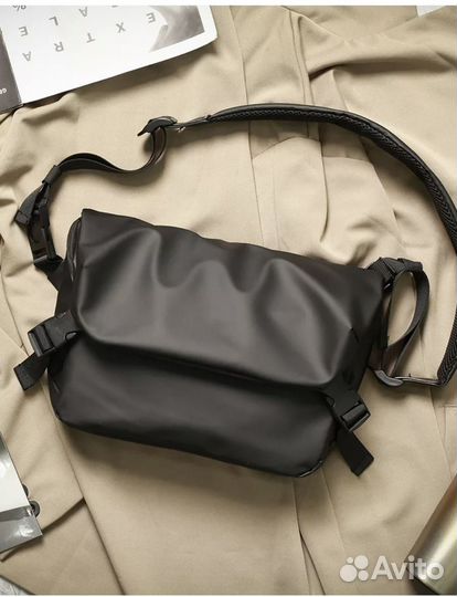 Сумка через плечо
