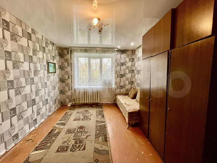 Комната 12,8 м² в 1-к., 1/5 эт.