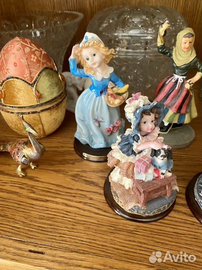 Керамические статуэтки