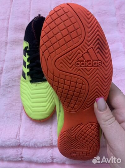 Футзалки adidas predator