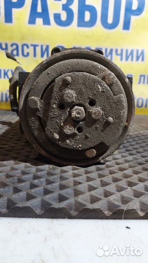 Компрессор кондиционера Renault Scenic