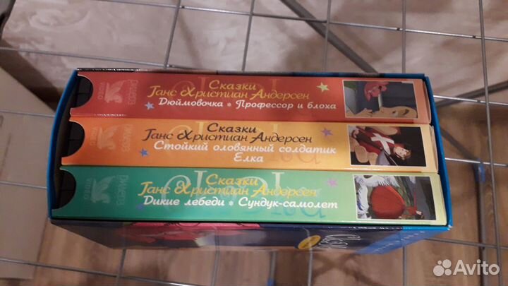 Видеокассеты