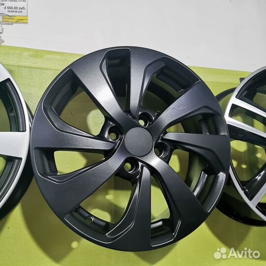 Новые литые диски на Solaris, Rio, Vesta, X-ray