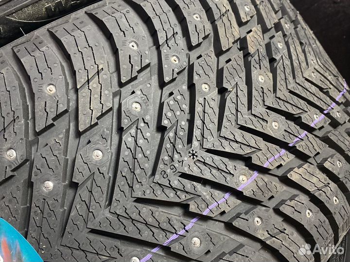 Nokian Tyres Hakkapeliitta 10p SUV 275/50 R22 115T