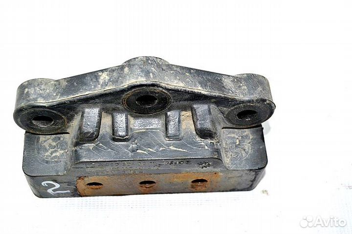 Подушка радиатора, правая mercedes-benz Actros MP4