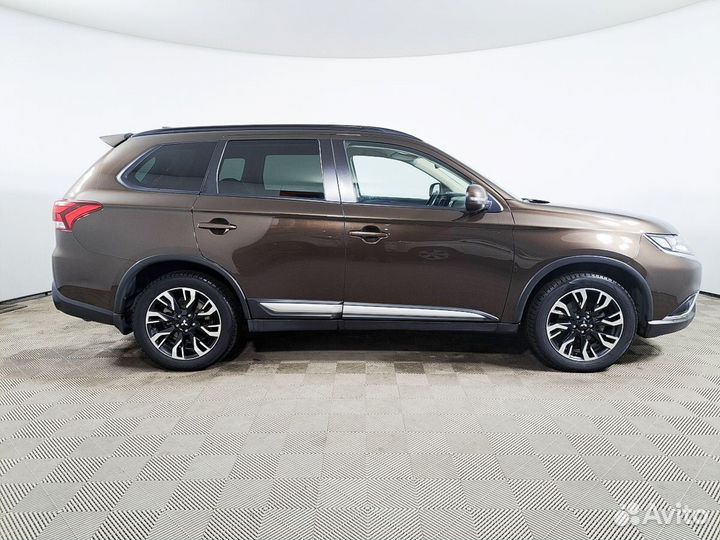 Mitsubishi Outlander 2.0 CVT, 2021, 142 018 км