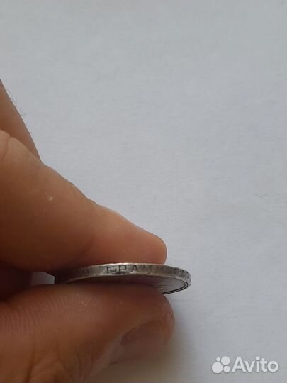 Монета серебро