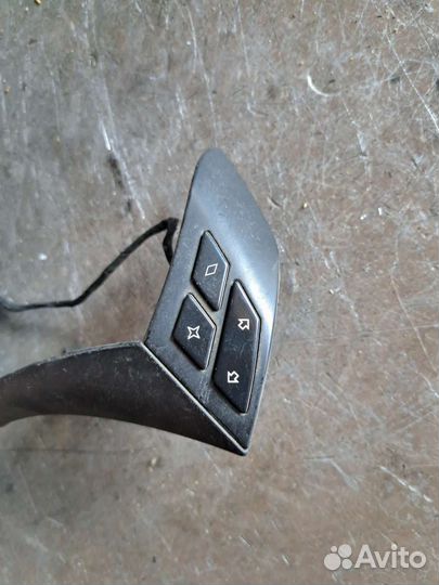 Кнопки руля на BMW E60