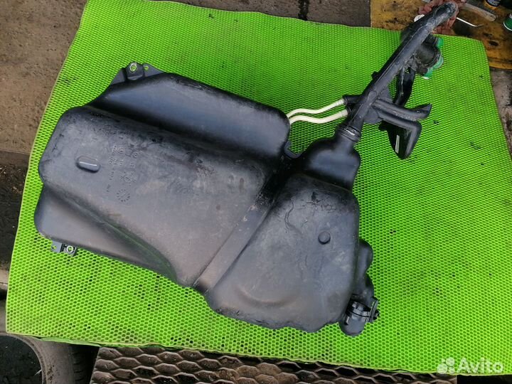 Топливный бак на Skoda Fabia 2007-2015