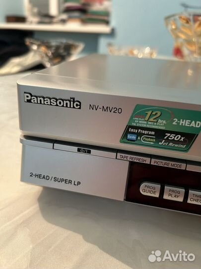 Видеомагнитофон panasonic