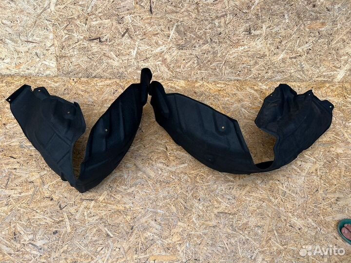 Подкрыльники задние тойота камри 50.55