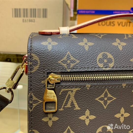 Сумка Louis Vuitton Pochette Натуральная кожа