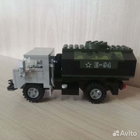 Lego модель Газ 66 (шишига)