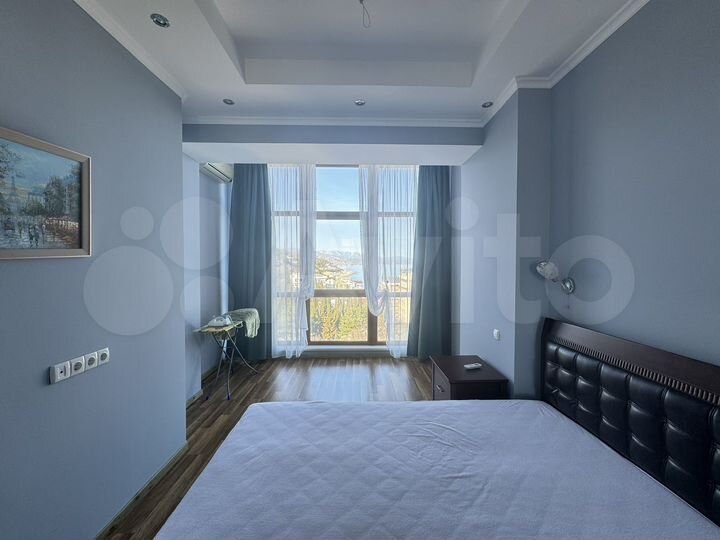 2-к. квартира, 61 м², 8/11 эт.