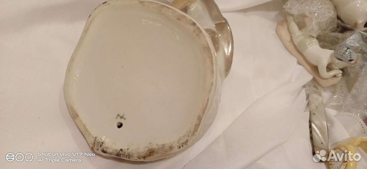 Фарфор пепельница птица