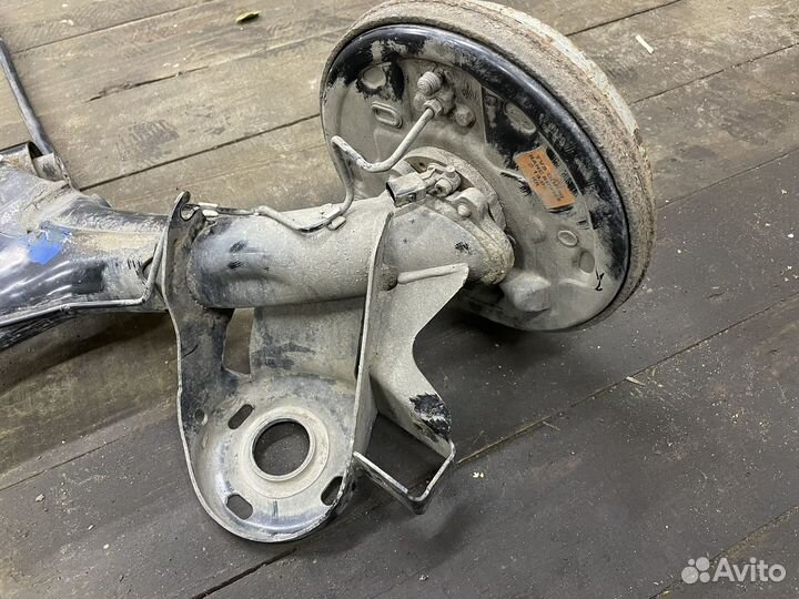 Балка задняя фолгсвагин polo