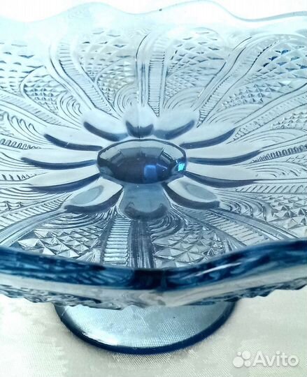 Из СССР синее и голубое стекло. Ваза и Пепельница