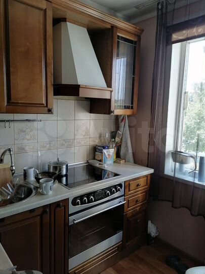 3-к. квартира, 49,9 м², 2/5 эт.