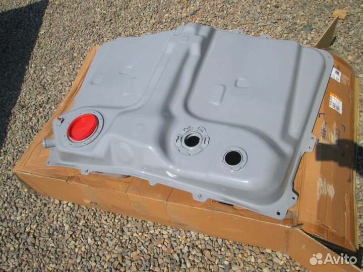 Бензобак Toyota Rav4 ACA21