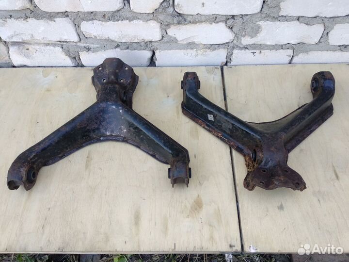 Рычаги подвески нижние Спортейдж 1