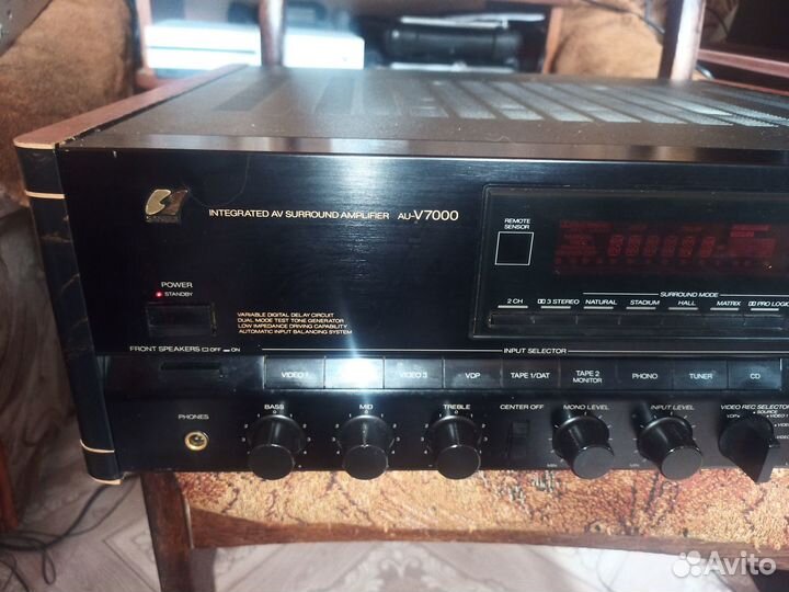 Hi-End усилитель Sansui Au-V7000 с пультом