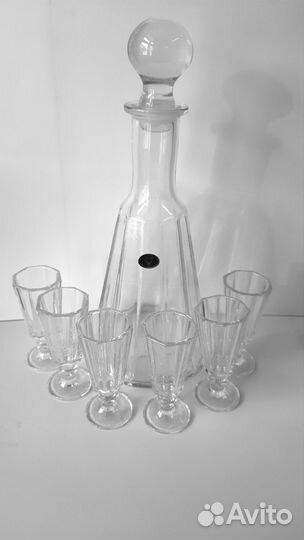 Графин и набор лафитников