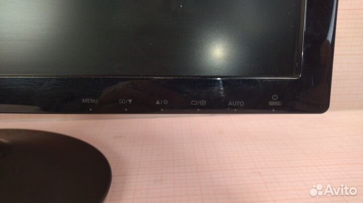 Монитор б/у 21.5