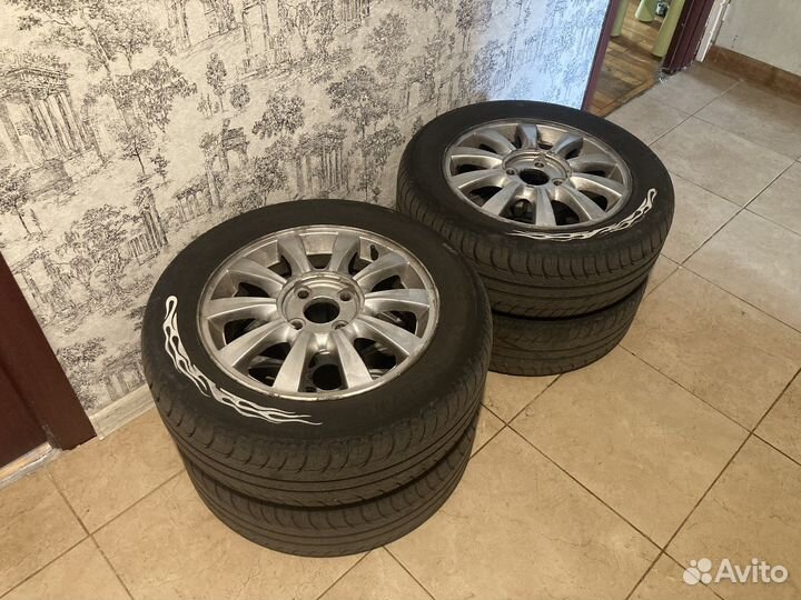 Литые диски с летней резиной R16