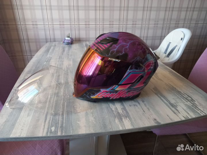 Женский шлем icon