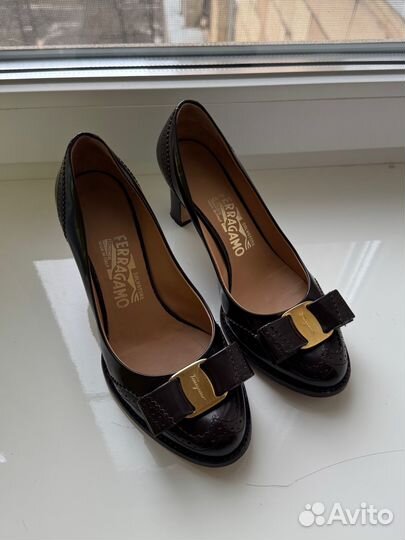 Туфли ferragamo 35,5 -36
